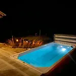 Weinberg Der Sinne - Mit Swim Und Hottub Alpstuga